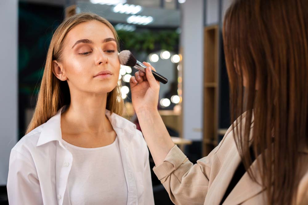 Advanced Makeup Course - Mastering Professional Artistry