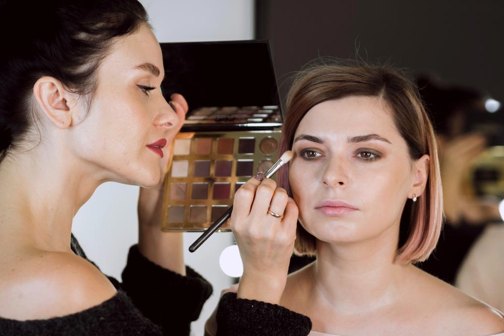 Online Beauty Education Platforms for Career Growth